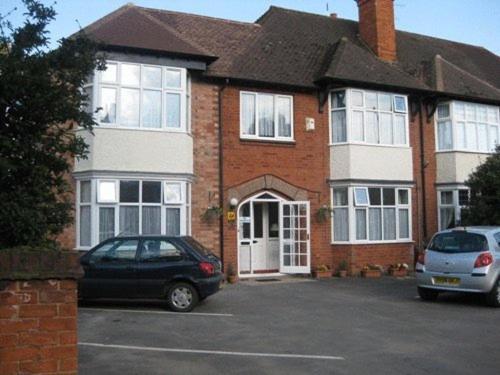Arden Way Guesthouse Стратфорд на Ейвън Екстериор снимка